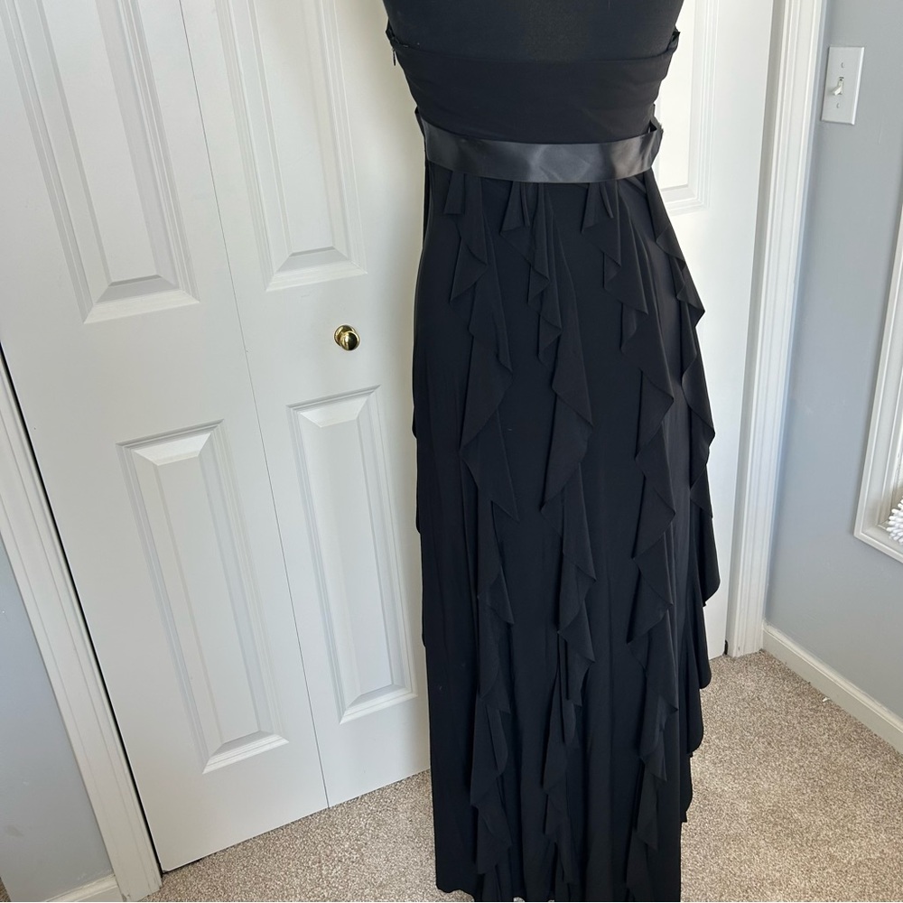 Elegant Black Sleeveless Dress 10 - Picture 3 of 6